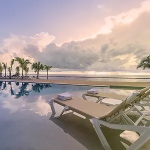 Sensira And Riviera Maya Hotel